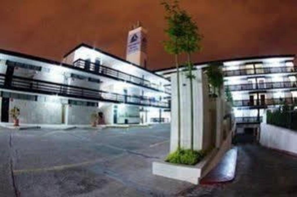 Hotel Portonovo Plaza Expo Zapopan Exterior foto